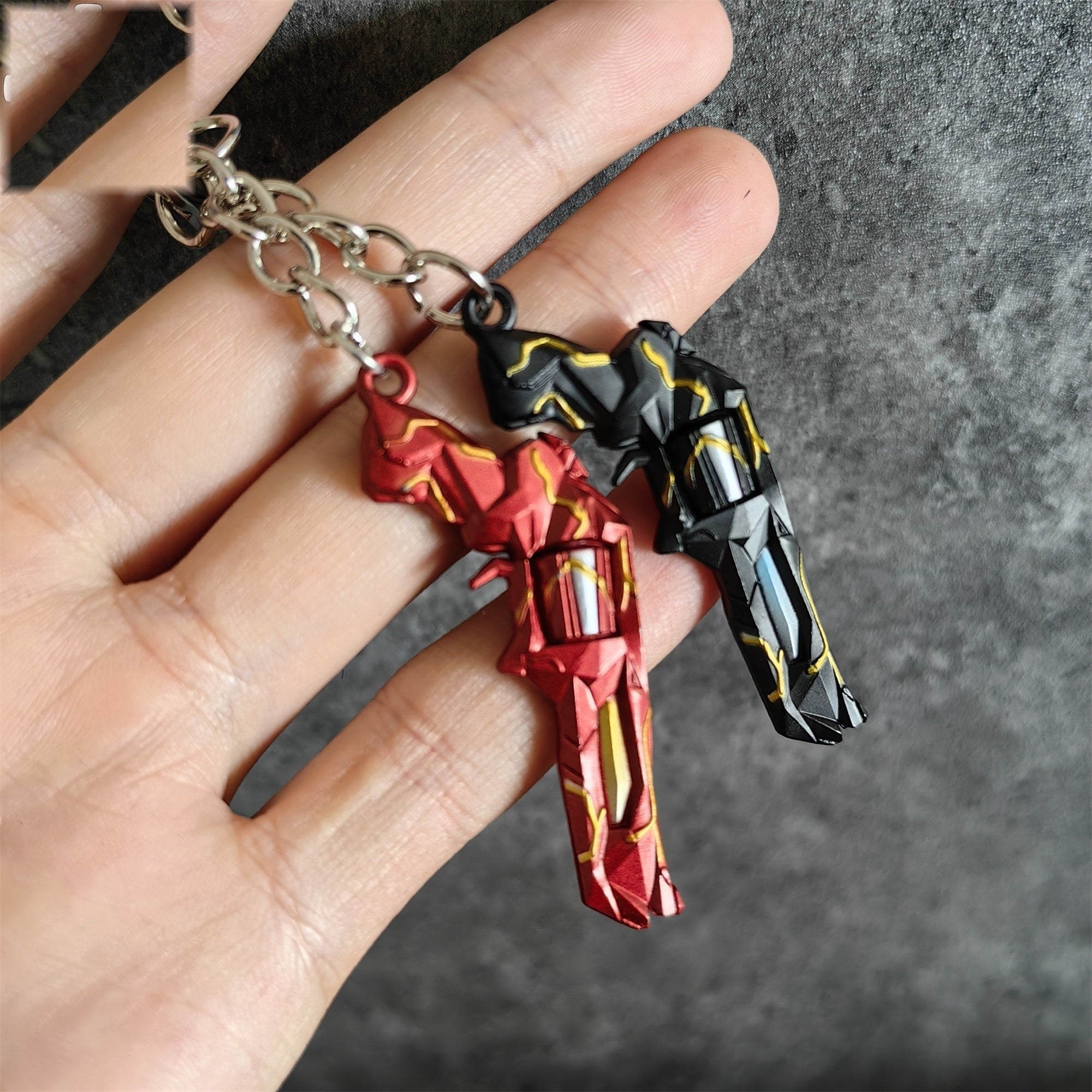 Metal Singularity Sheriff Gun Tiny KeyChain Pendant