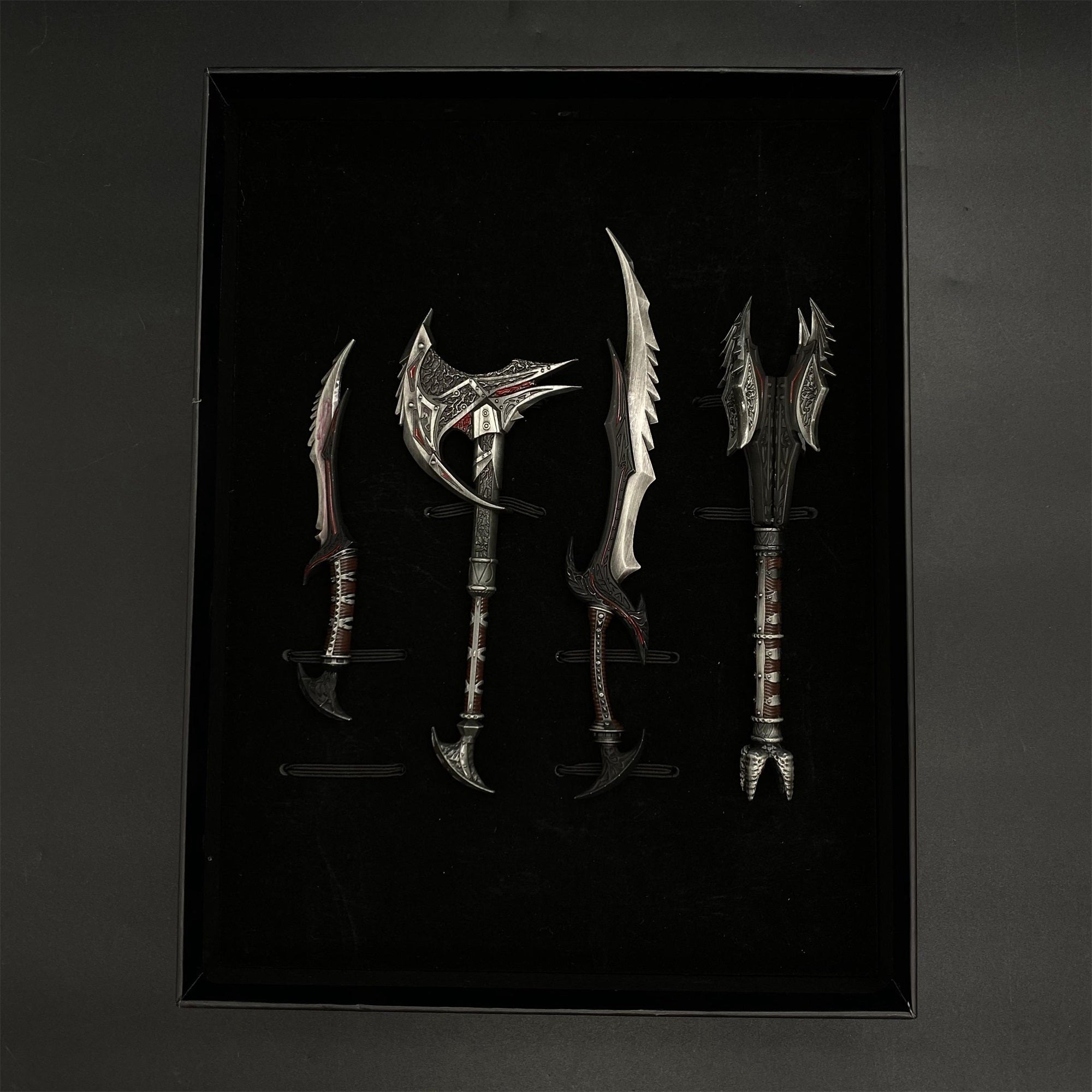 Armes Daedriques Skyrim 1/6 – Répliques Métal de Collection