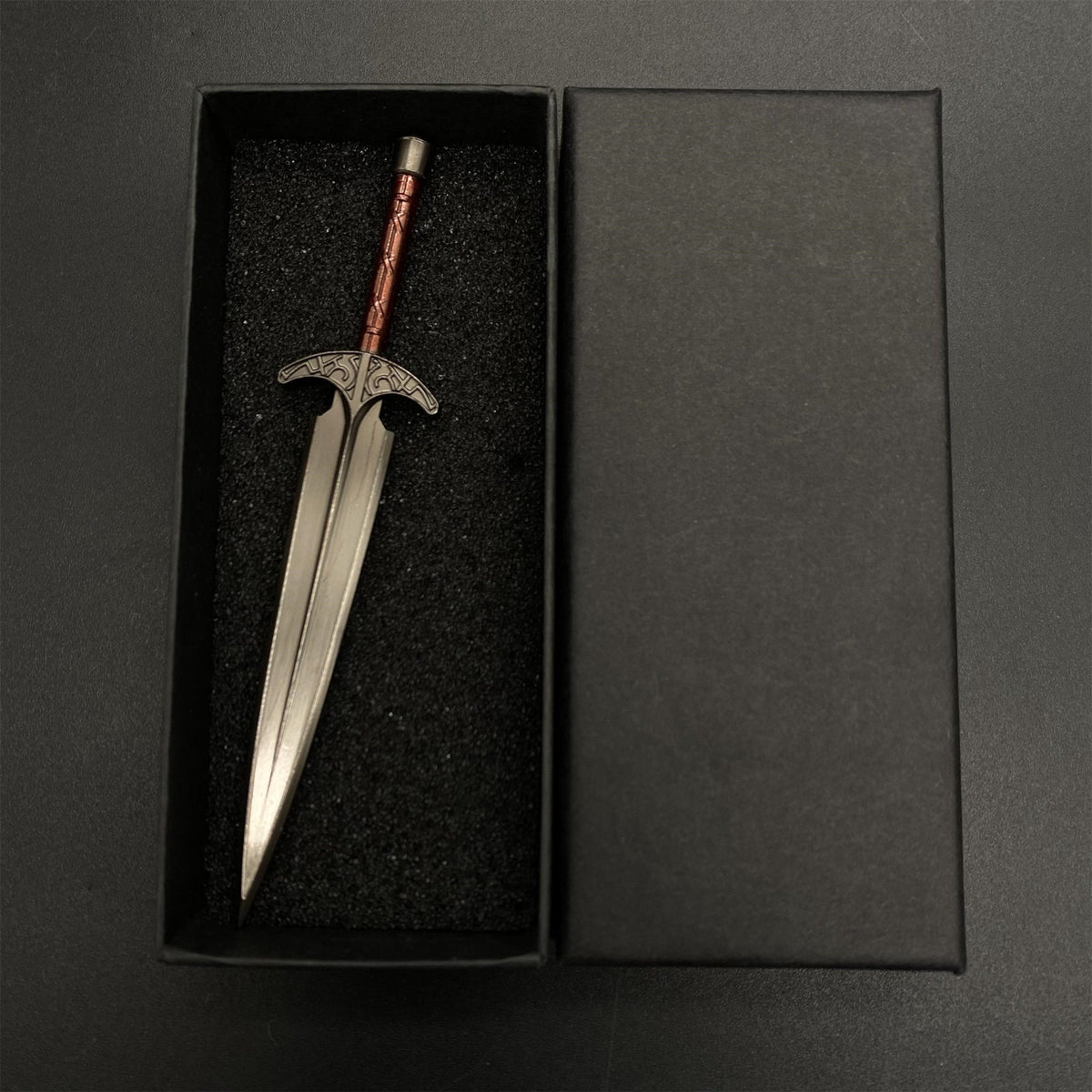 Armes en Acier Skyrim 1/6 – Série Skyforged, Répliques Métal