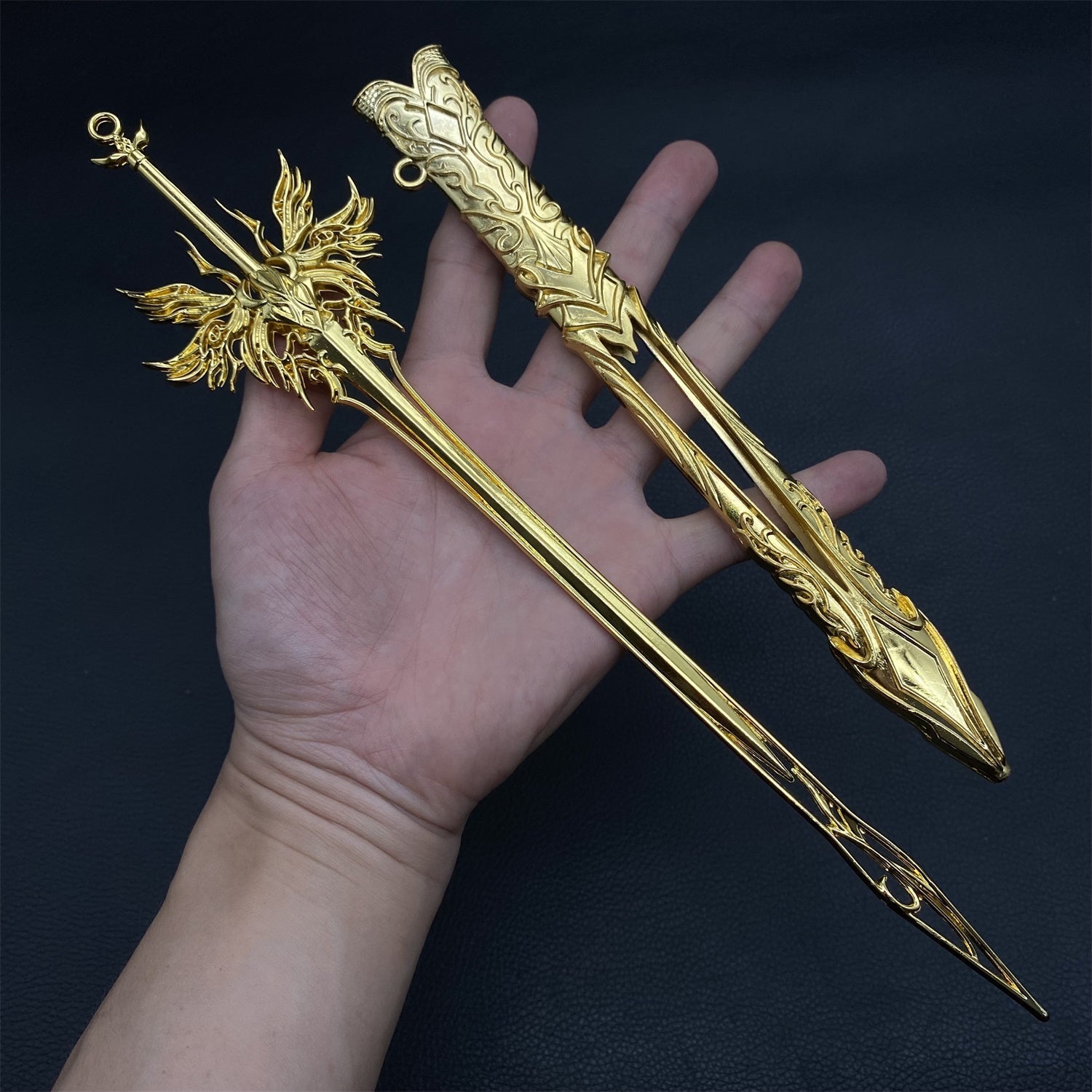 Anime Peripherals Metal Tiny Sword Replicas