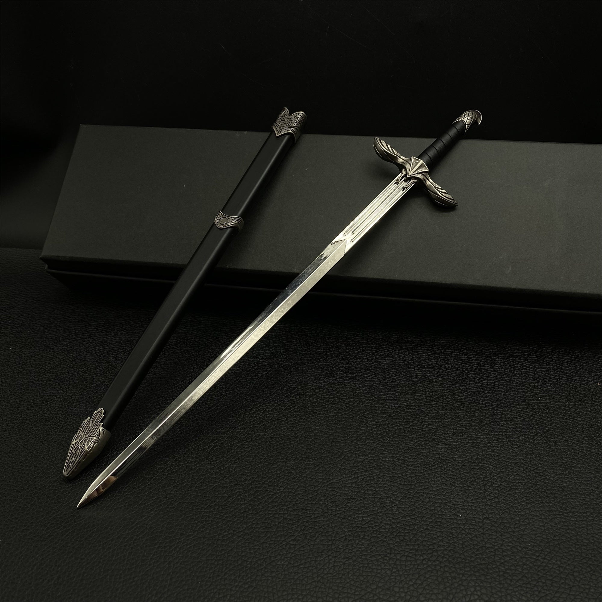 Sword of Altaïr Metal Miniature 30CM/11.8"