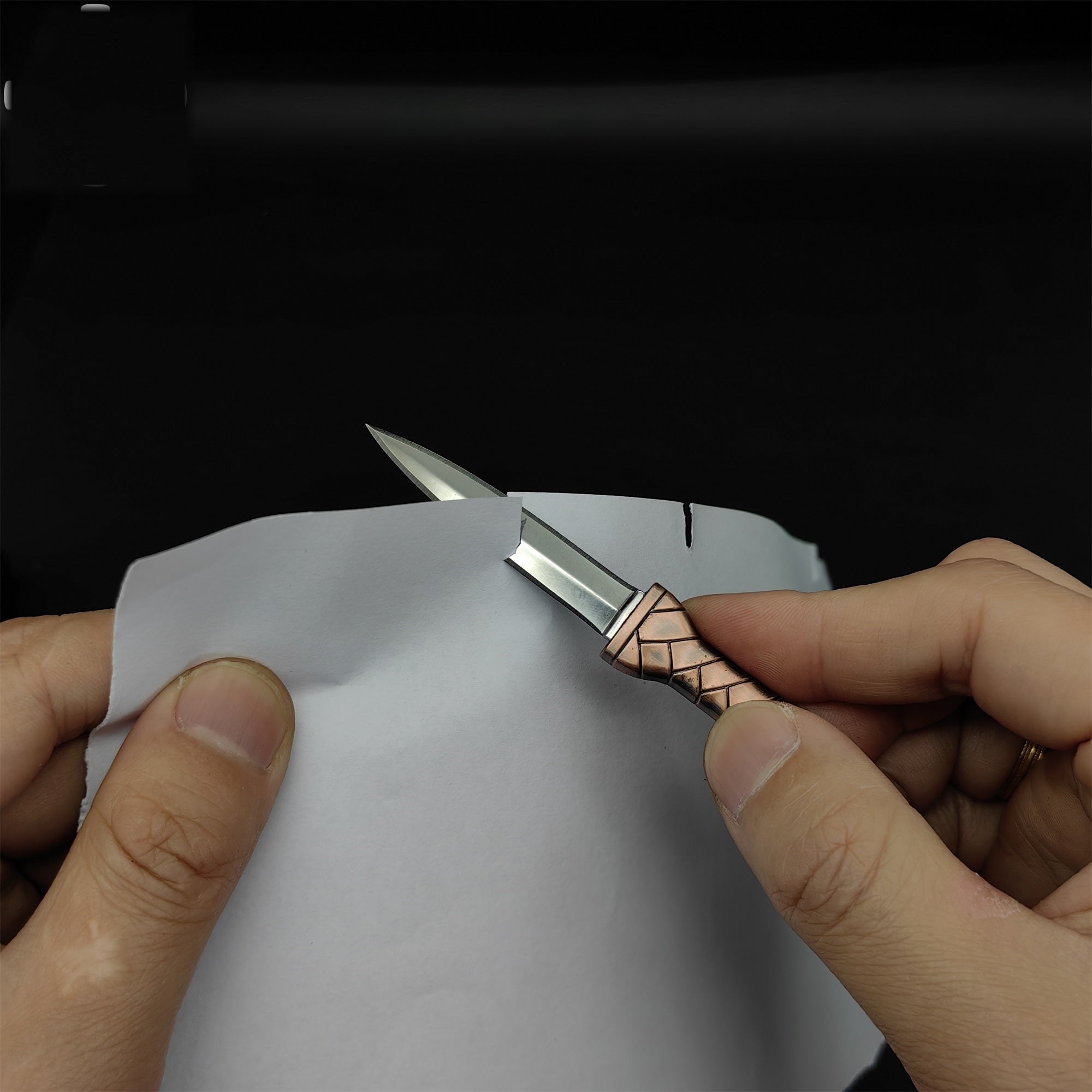 Thorfinn Dagger Viking Short Sword Mini Metal Replica Unboxing Tool