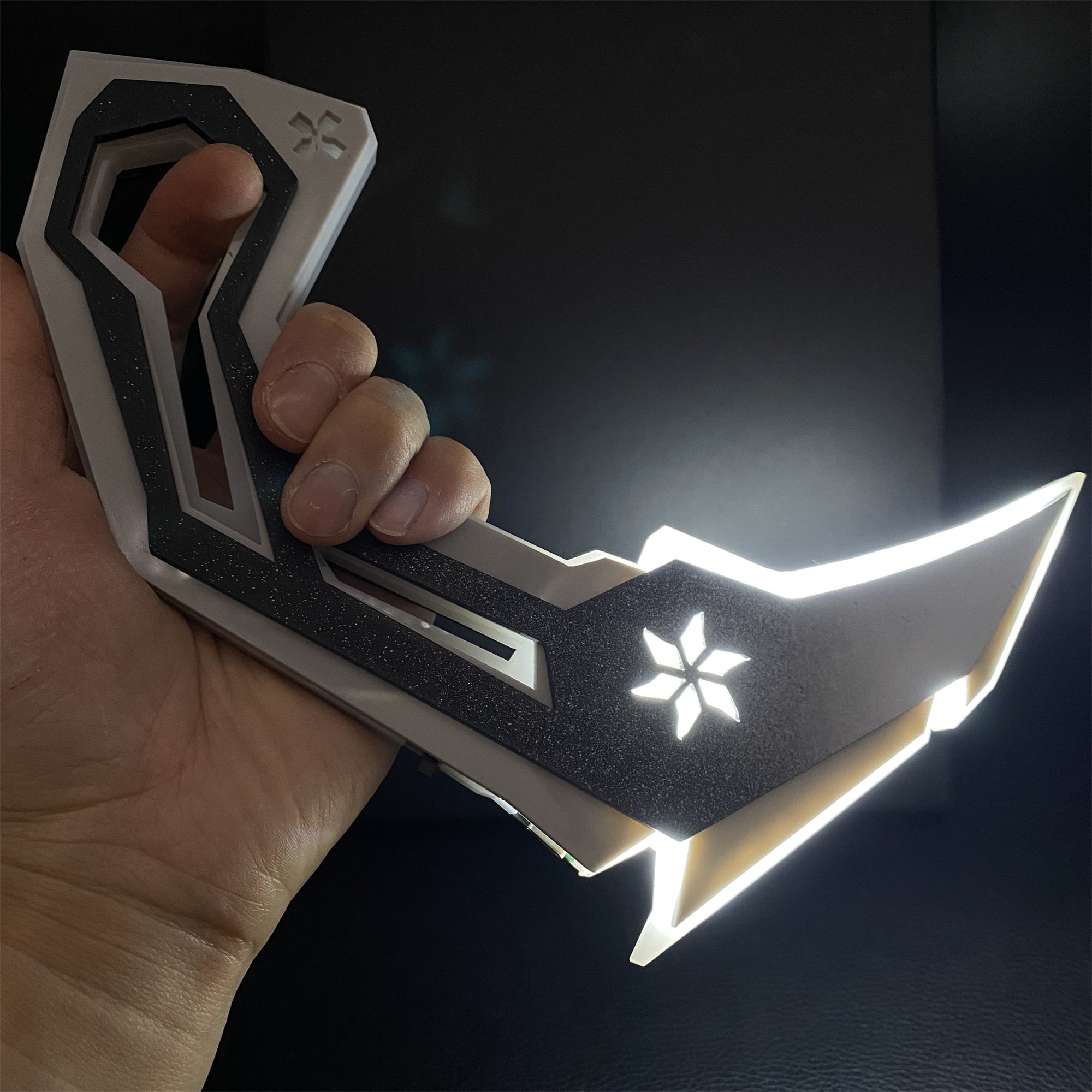 VCT Acrylique Karambit Réplique de lampe de nuit 3 couleurs