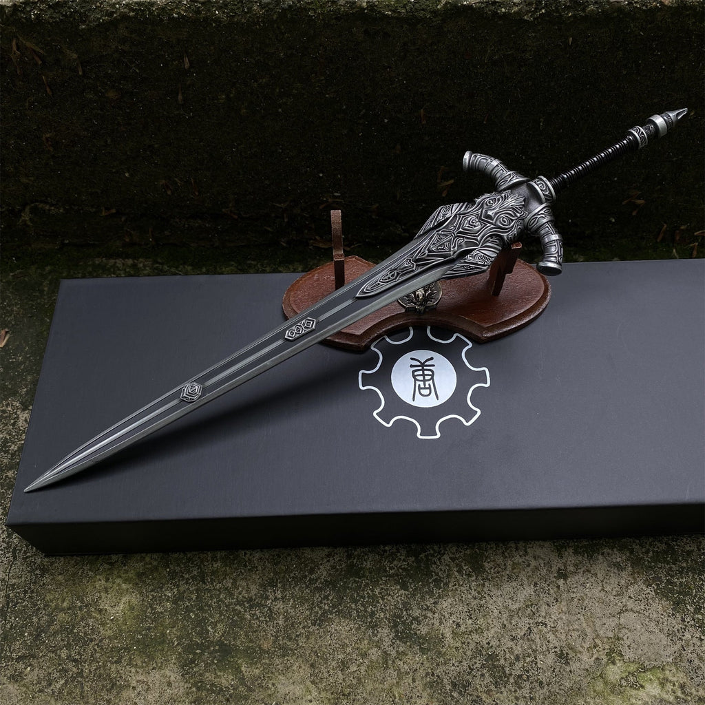 Soul Game Classical Wolf Knight's Greatsword Metal Replica 1/6 Scale