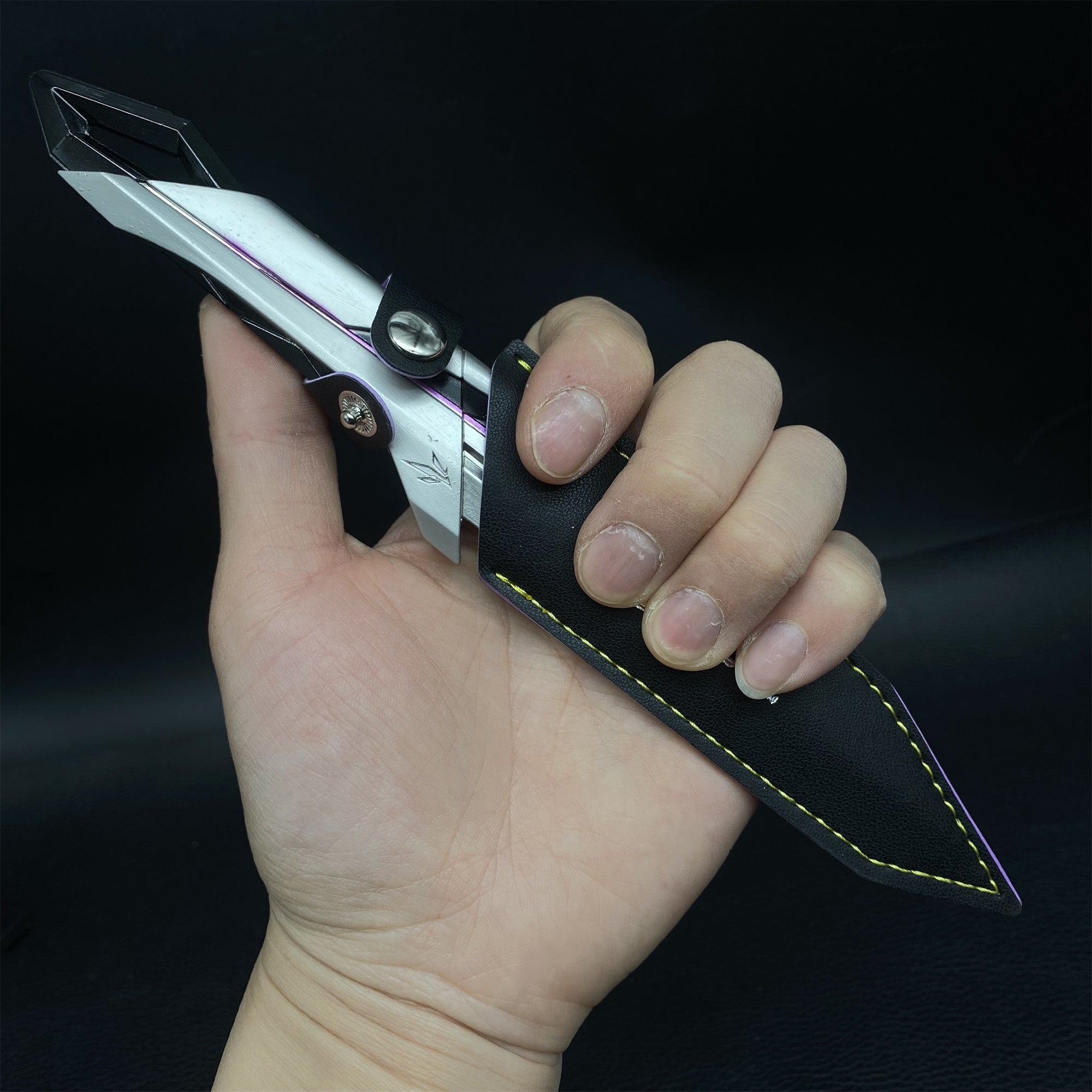 Réplique Mini Couteau XERØFANG – 4 Coloris (Valorant)