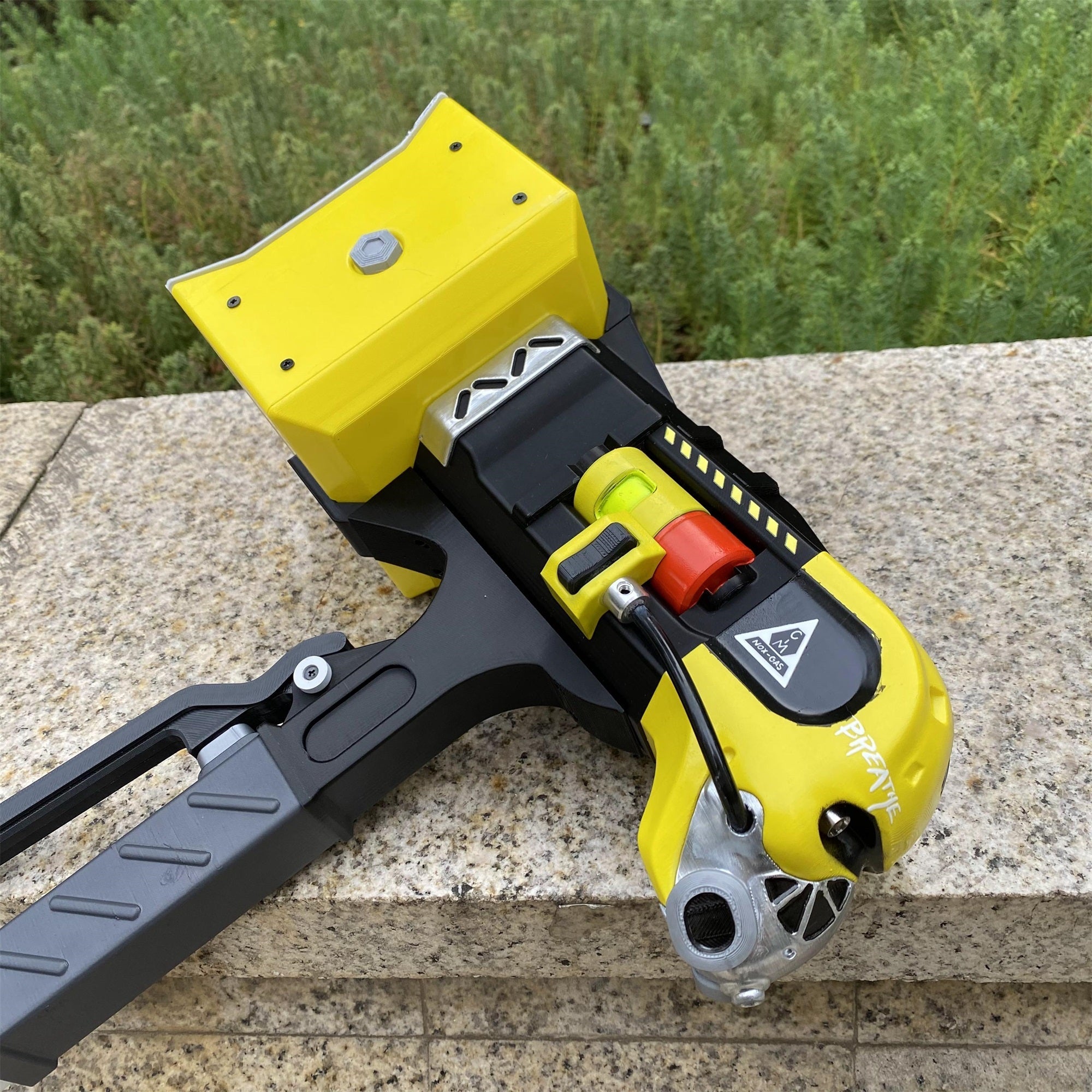 3D Printed Caustic Heirloom Death Hammer Replica Cosplay Prop