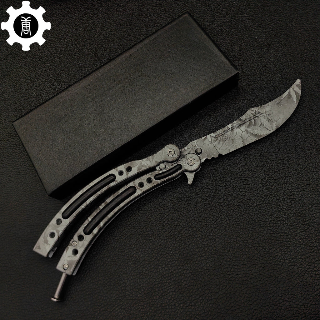 Game Butterfly Knife Maple Leaf Balisong