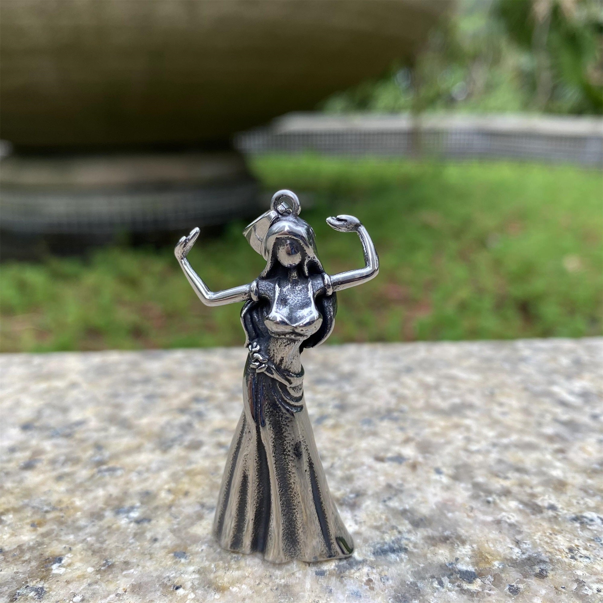 Delta Force Dancing Girl Charm Gamer's Lucky Amulet