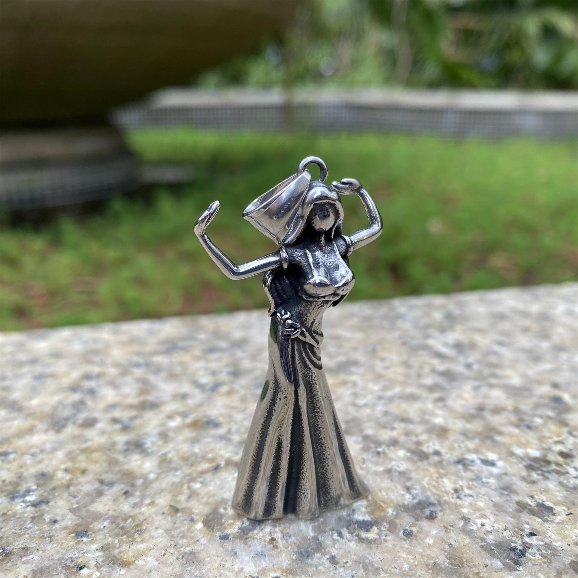 Delta Force Dancing Girl Charm Gamer's Lucky Amulet