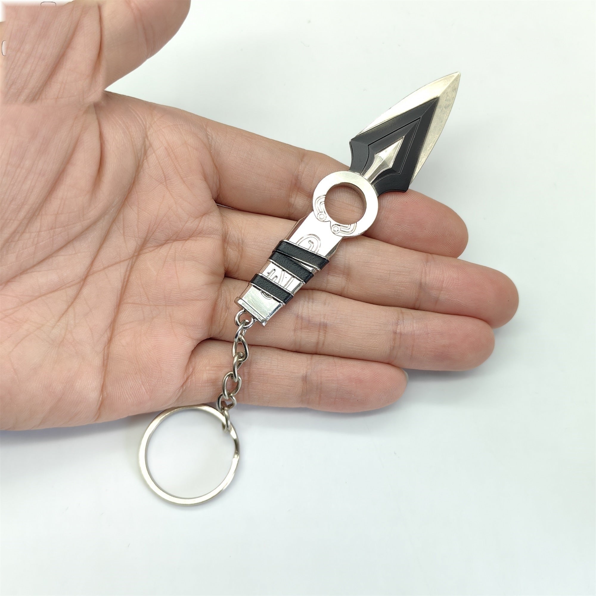 Mini Jett Kunai Metal Keychain