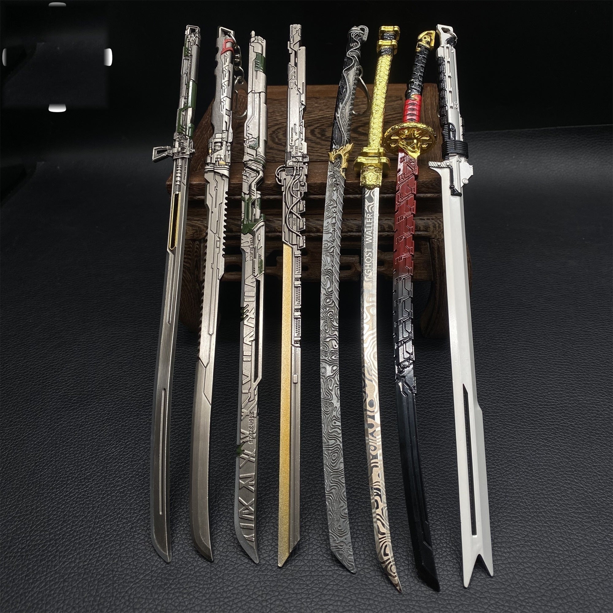 Hot Game TCGR Mini Katanas Metal Replica 8 Options