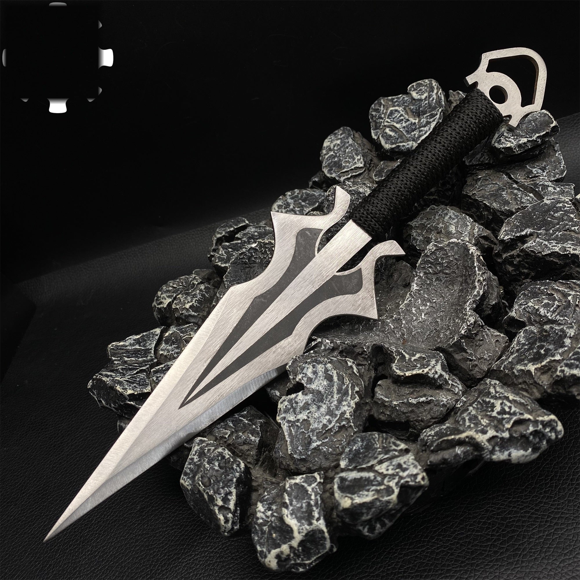 Hand-Forged Steel MK Scorpion Kunai Unboxing Knife
