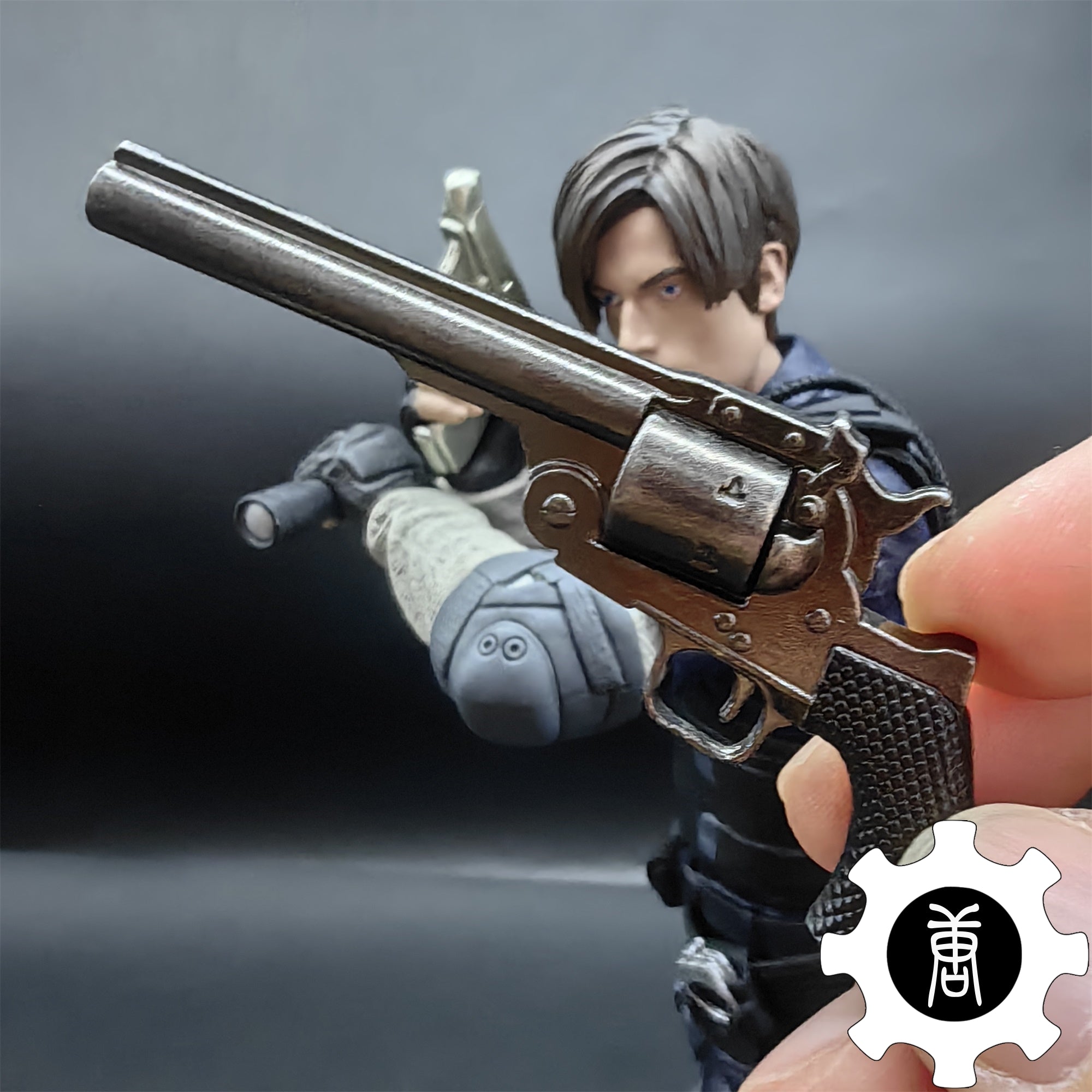 Re4 Weapon Case Leon S Kennedy Metal Mini Weapon Suitcase 11 in 1