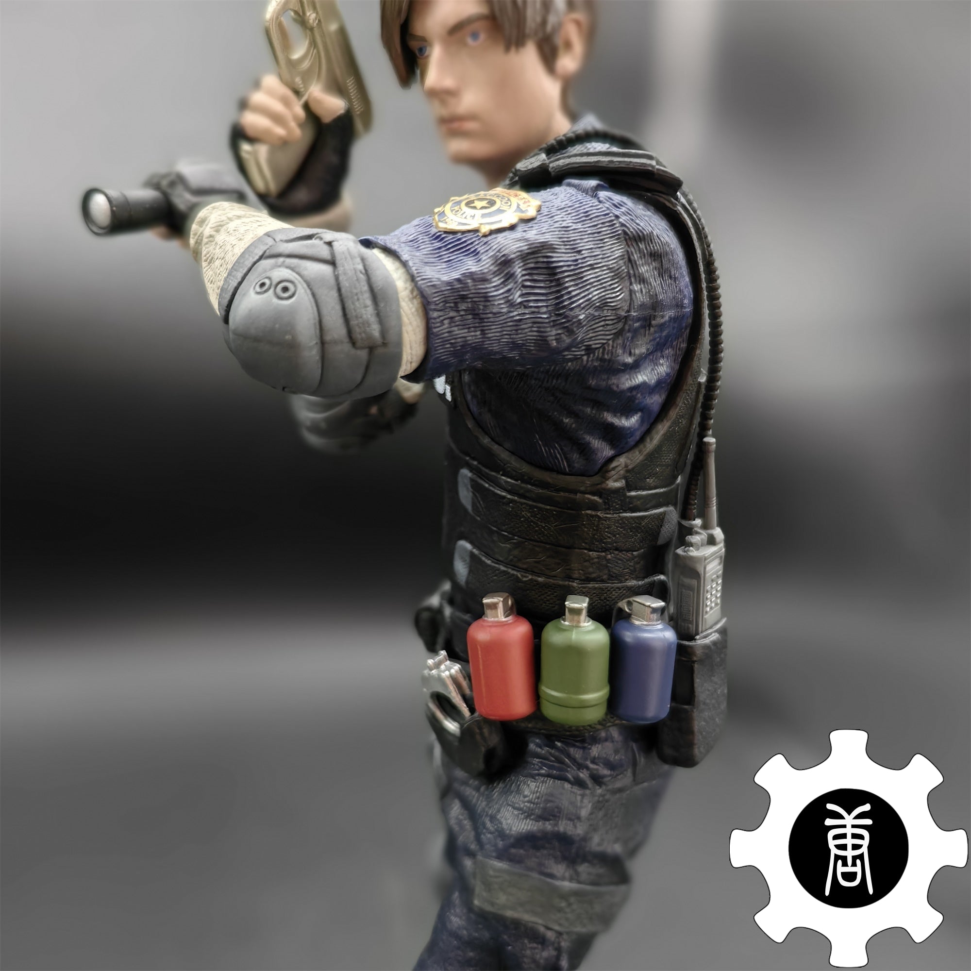 Re4 Weapon Case Leon S Kennedy Metal Mini Weapon Suitcase 11 in 1