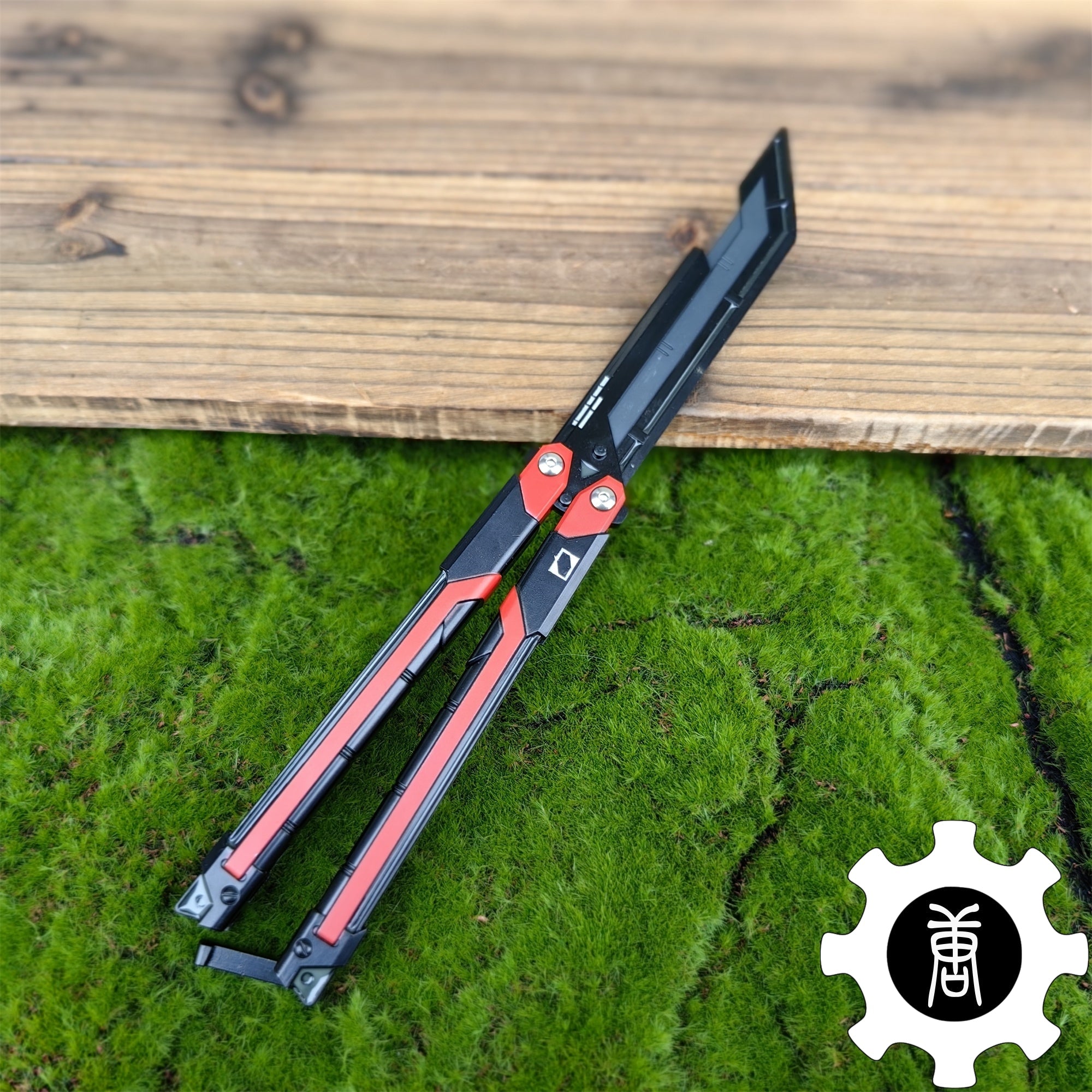 Couteau Papillon RGX – Réplique Métal Lame Émoussée (Valorant)