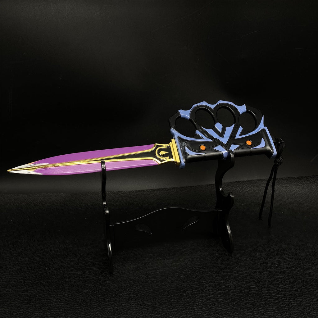 Mini-Scale Val Props Collective Metal Knife Fan Art