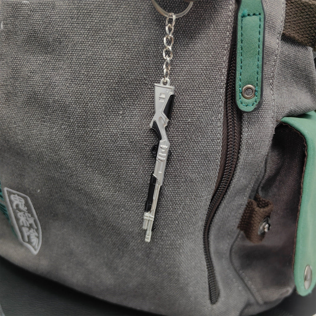 Tiny Radiant Crisis 001 Bucky Gun Metal Keychain