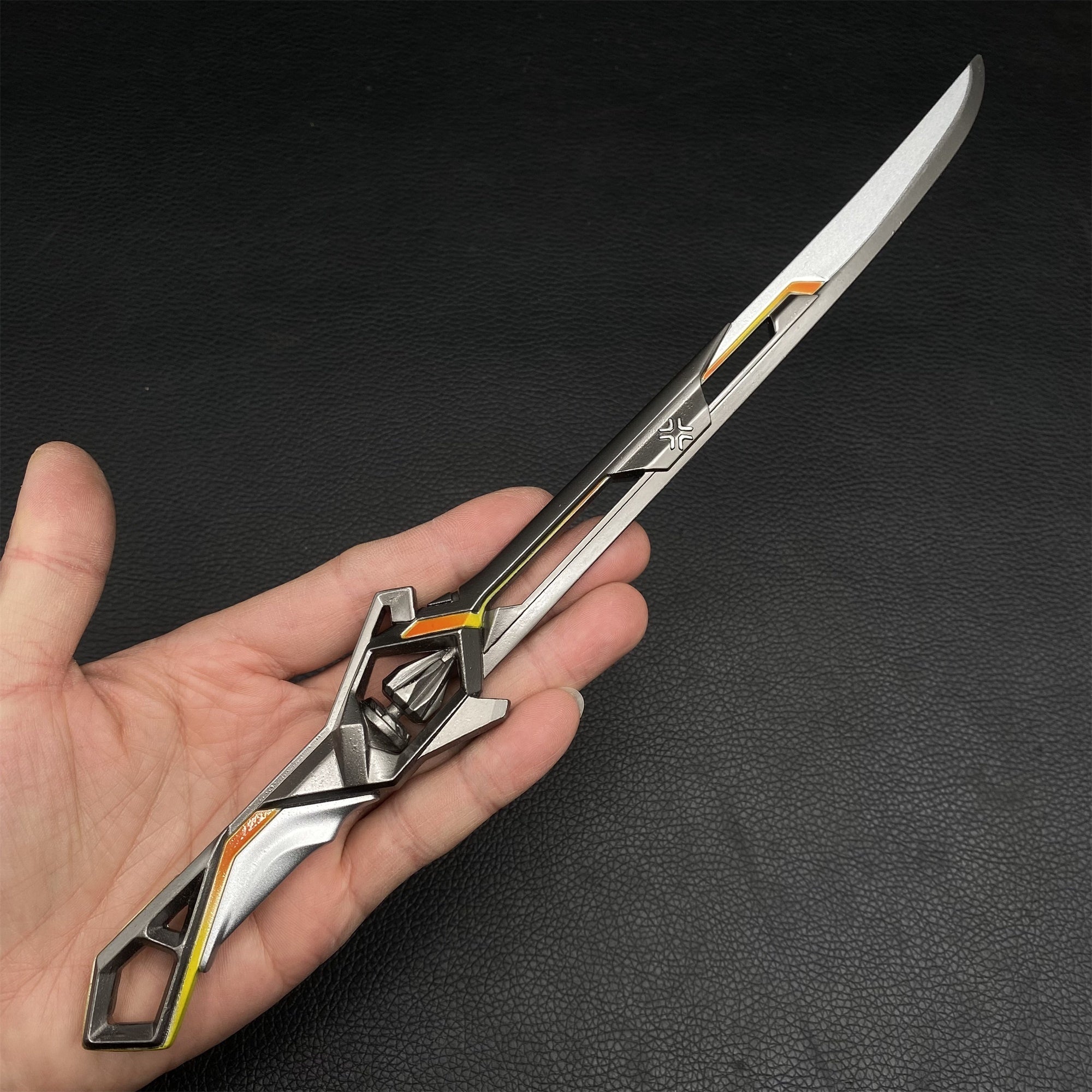 Mini Répliques Métal Couteaux Valorant – Collection Fan Art