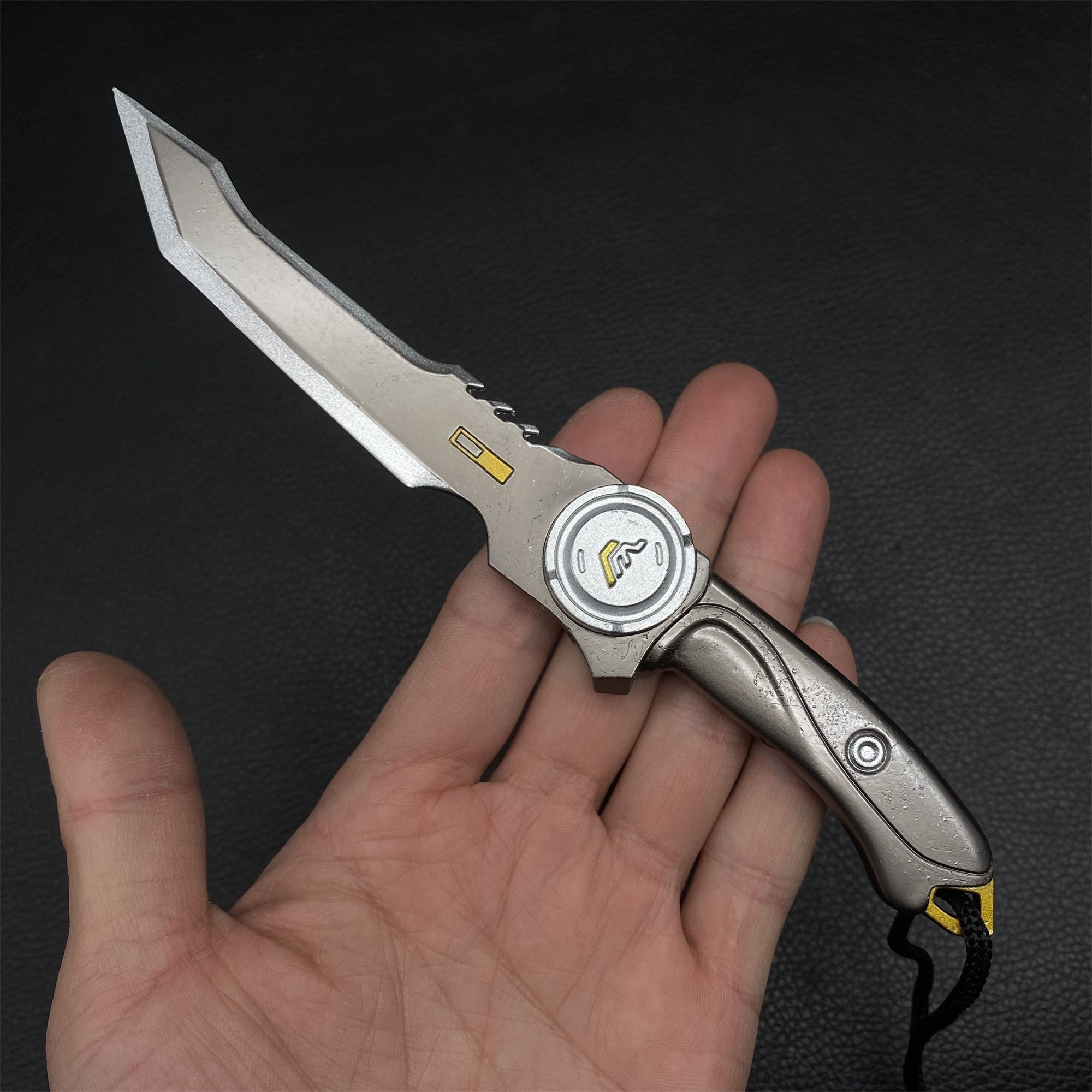 Mini Répliques Métal Couteaux Valorant – Collection Fan Art