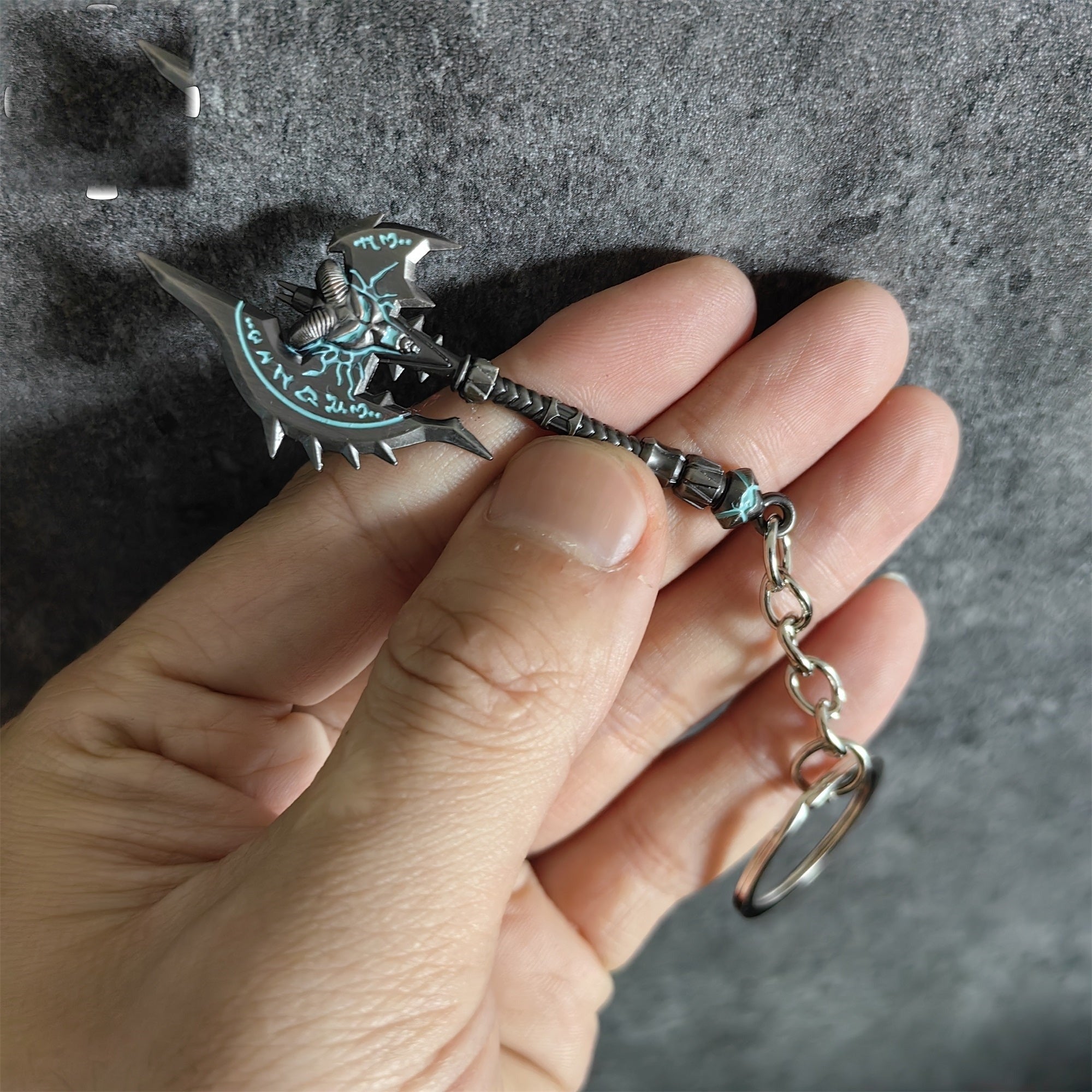 WOW Metal Mini Weapons Keychain Pendant 6 In 1 Pack