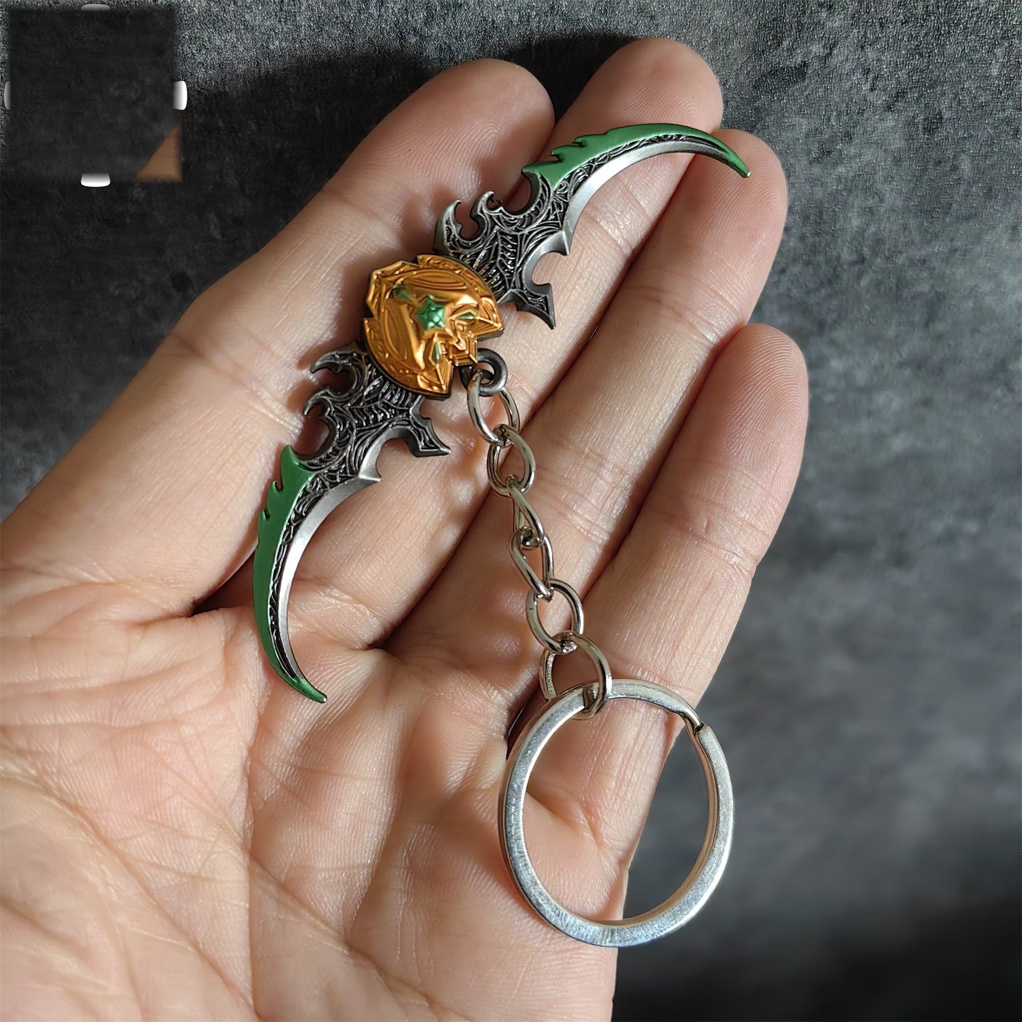 WOW Metal Mini Weapons Keychain Pendant 6 In 1 Pack