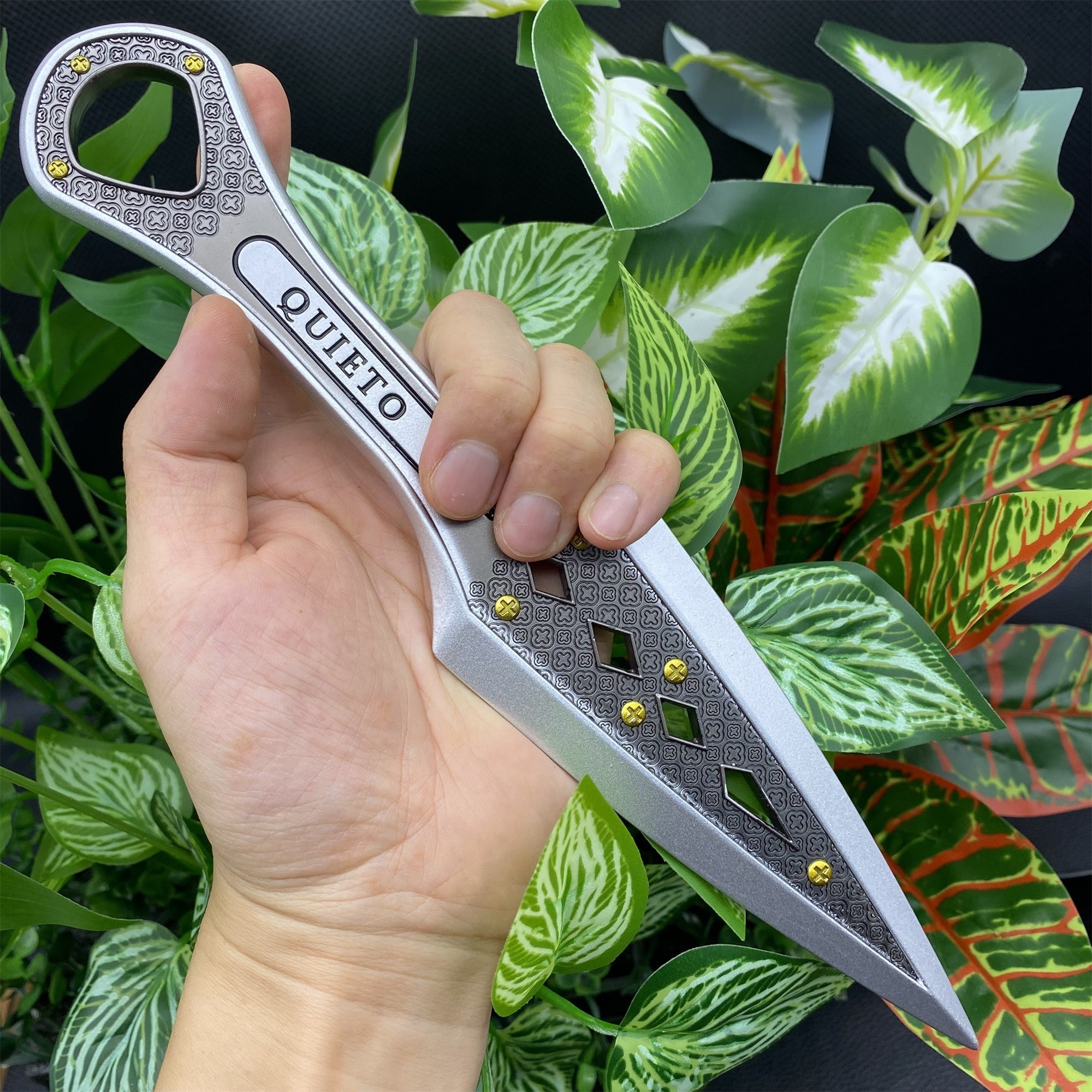The Most Accurate Wraith Kunai 1:1 Scale Metal Wraith Heirloom